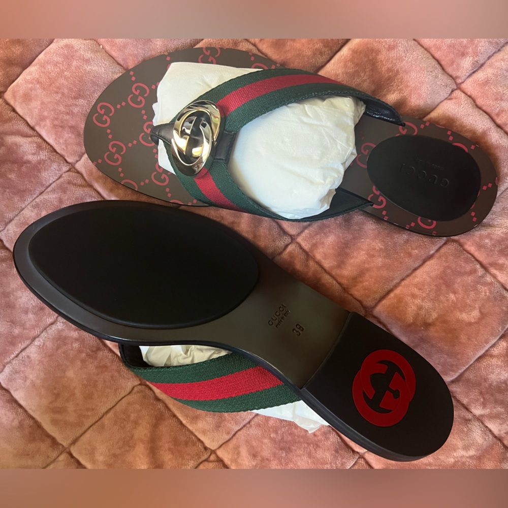 Gucci logo Gucci sandals